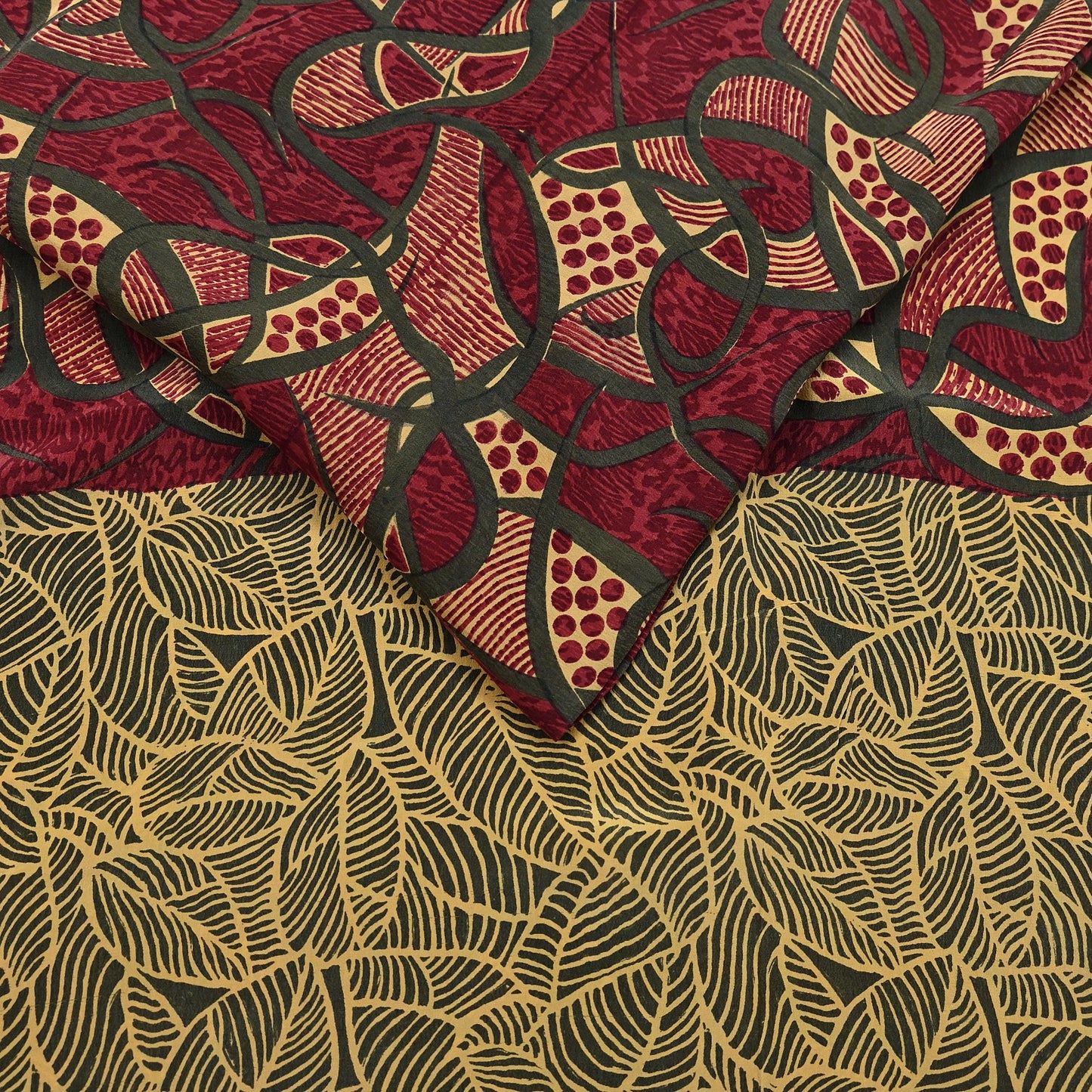 Indian Vintage Sari Maroon & Green Pure Crepe Silk Block Printed Saree 5yard Sewing Quilting Floral Soft Craft Fabric Wrap