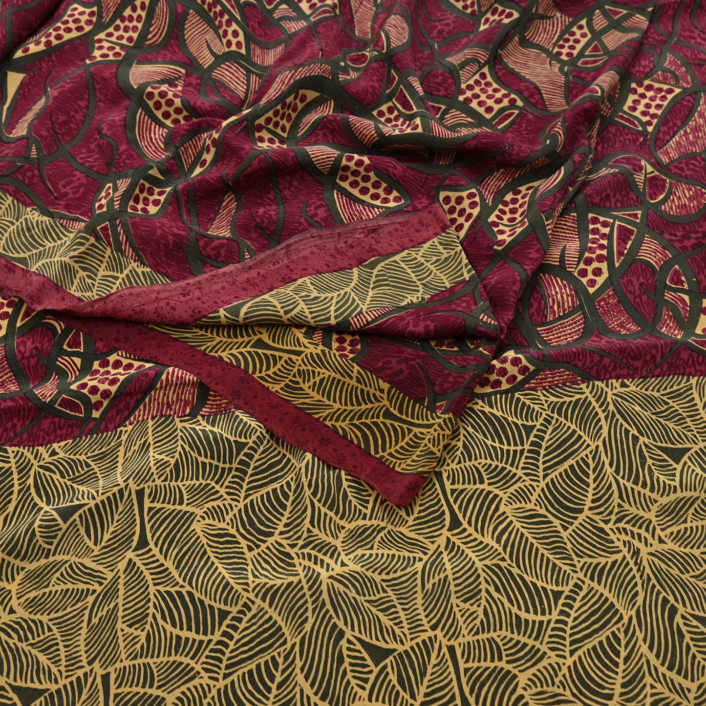 Indian Vintage Sari Maroon & Green Pure Crepe Silk Block Printed Saree 5yard Sewing Quilting Floral Soft Craft Fabric Wrap
