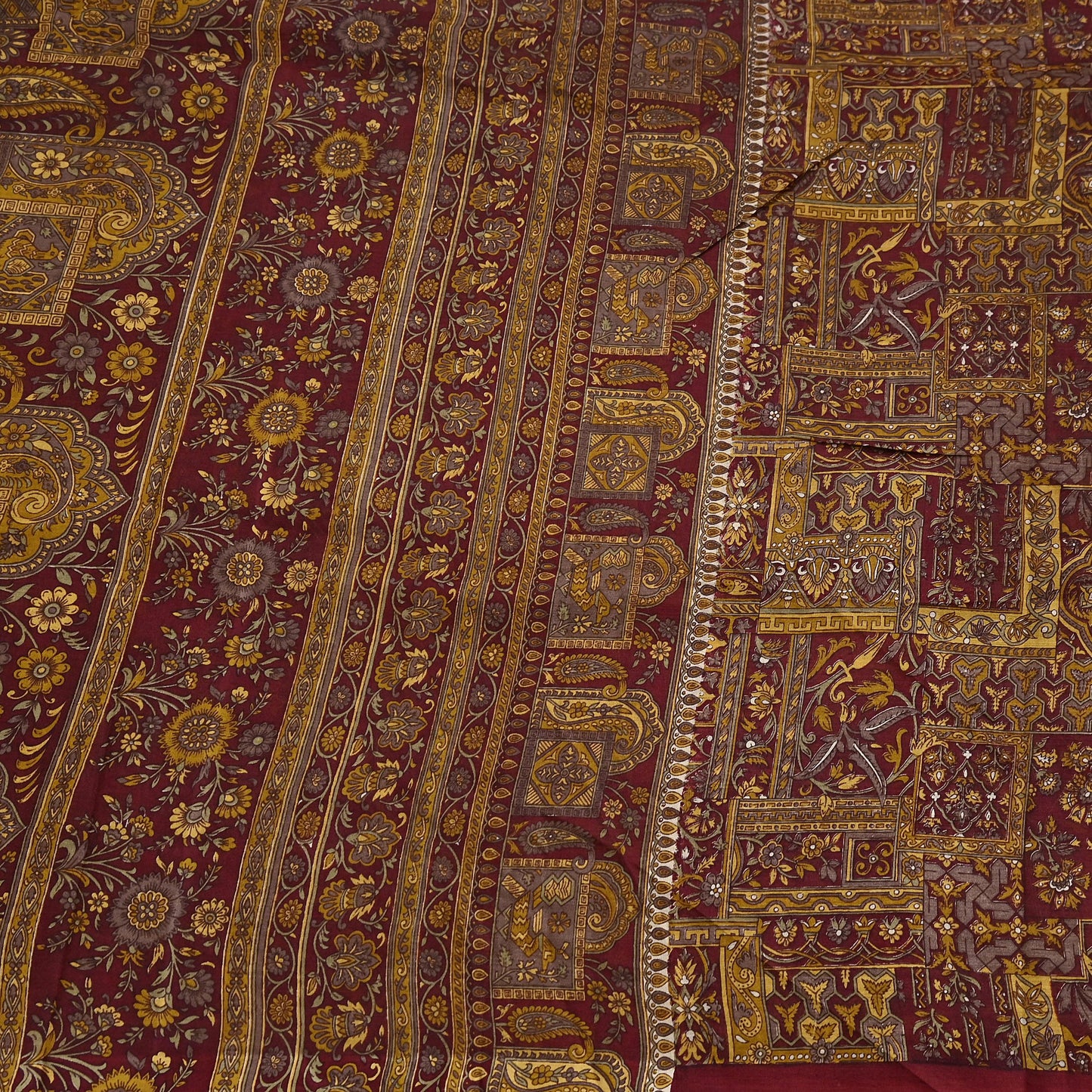 Indian Vintage Sari Maroon 100% Pure Silk Printed Sarees 6yd Craft Fabric Sewing Soft Dress Making Floral Quilting Crafting Upcycle Used