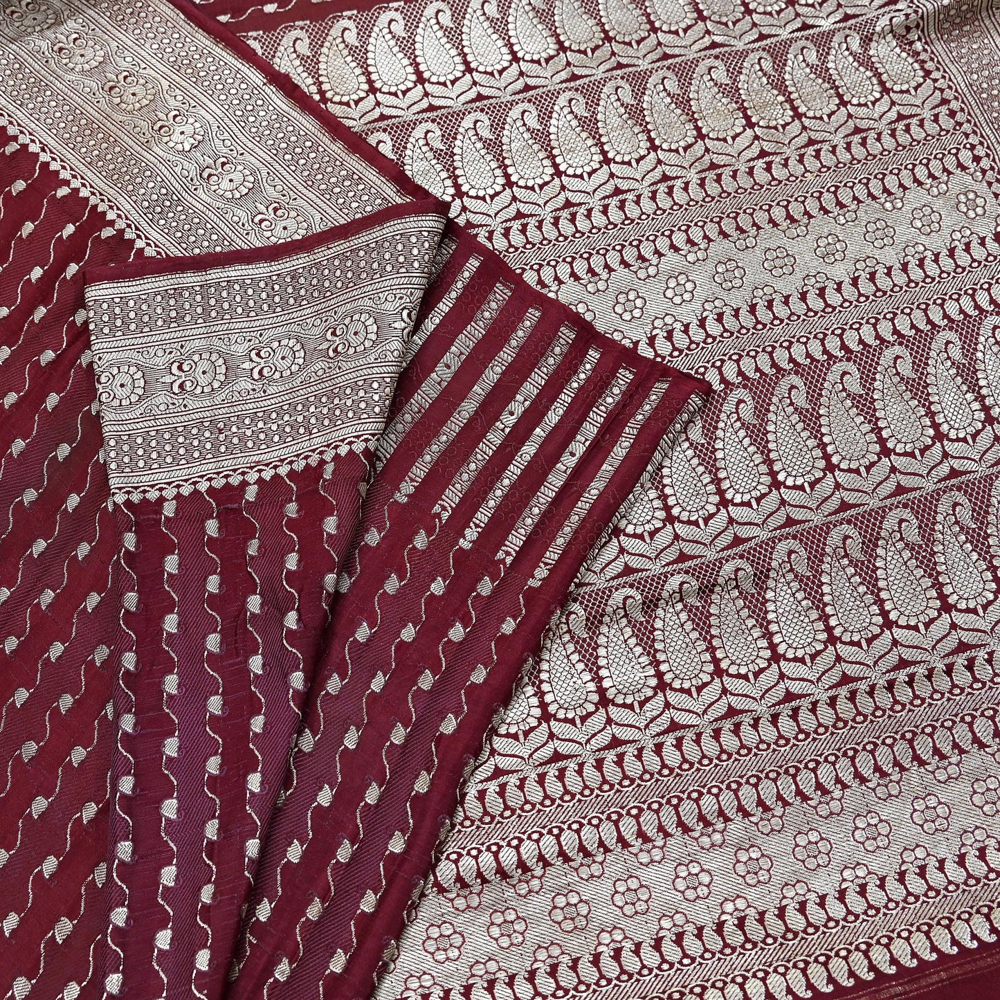 Indian Vintage Sari Maroon Heavy Wedding Pure Satin Silk Woven Banarasi Brocade Saree Zari 5Yd Dress making Crafting Quilting