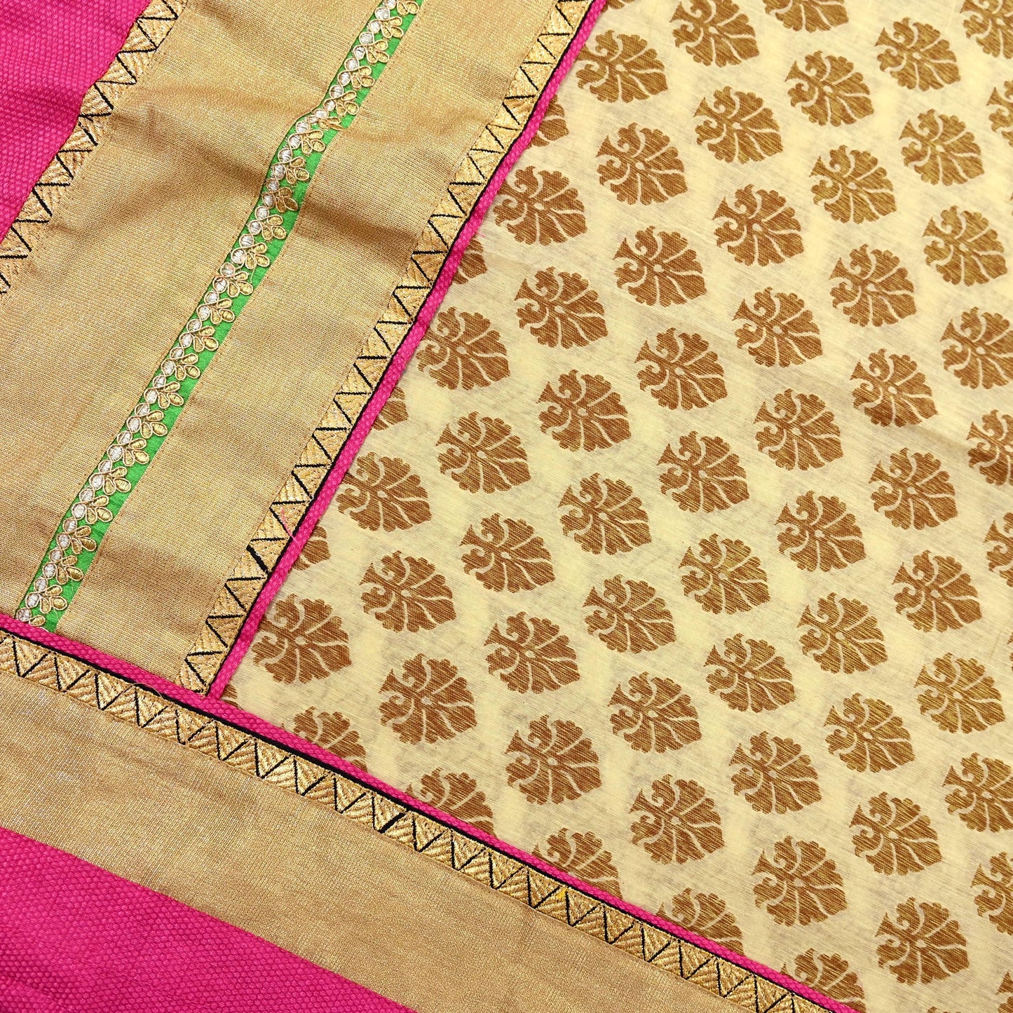 Indian Vintage Saree Beige Hand Woven Pure Silk Sari Craft Fabric 5Yd Ethnic Floral Golden Zari Dress making For Crafting Quilting