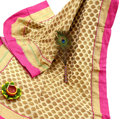 Indian Vintage Saree Beige Hand Woven Pure Silk Sari Craft Fabric 5Yd Ethnic Floral Golden Zari Dress making For Crafting Quilting