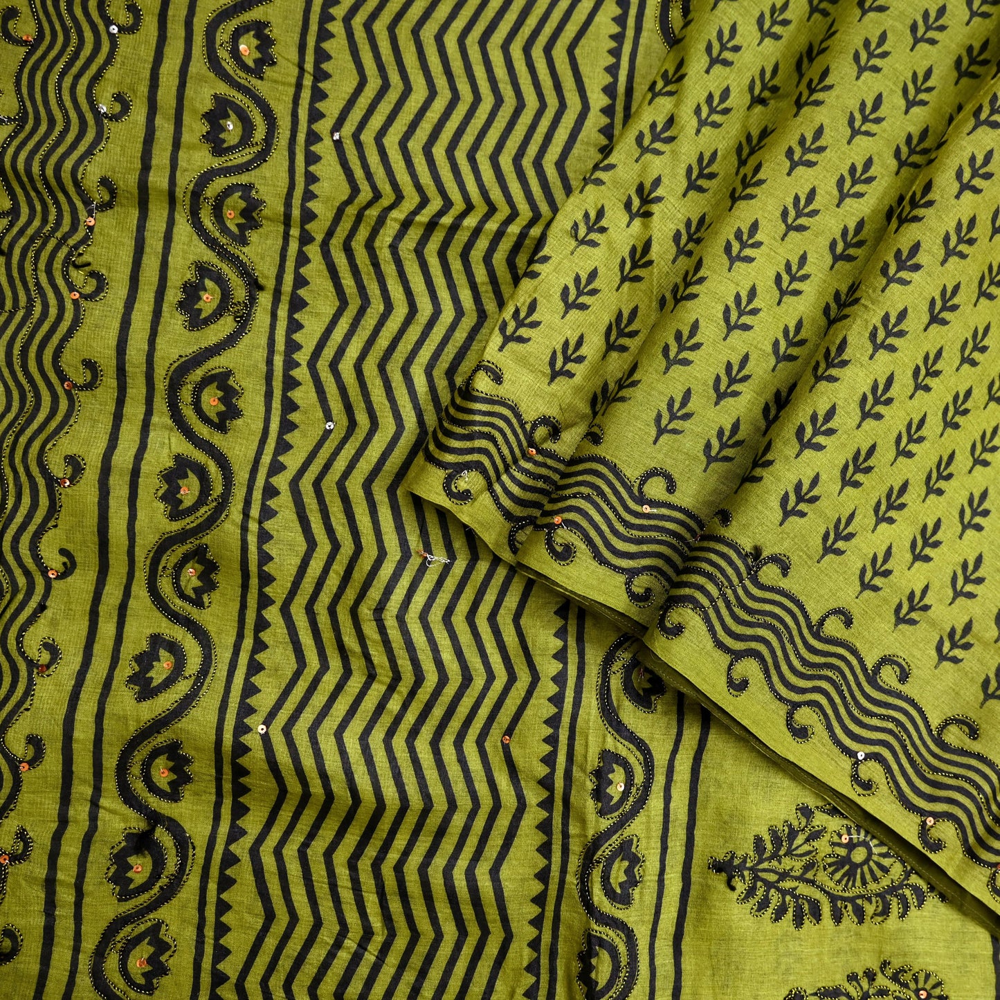 Indian Vintage Green Sari Pure Silk Hand Embroidered Sarees 5Yd Craft Fabric Sewing soft Quilting Crafting Upcycle Ethnic Bollywood sarees