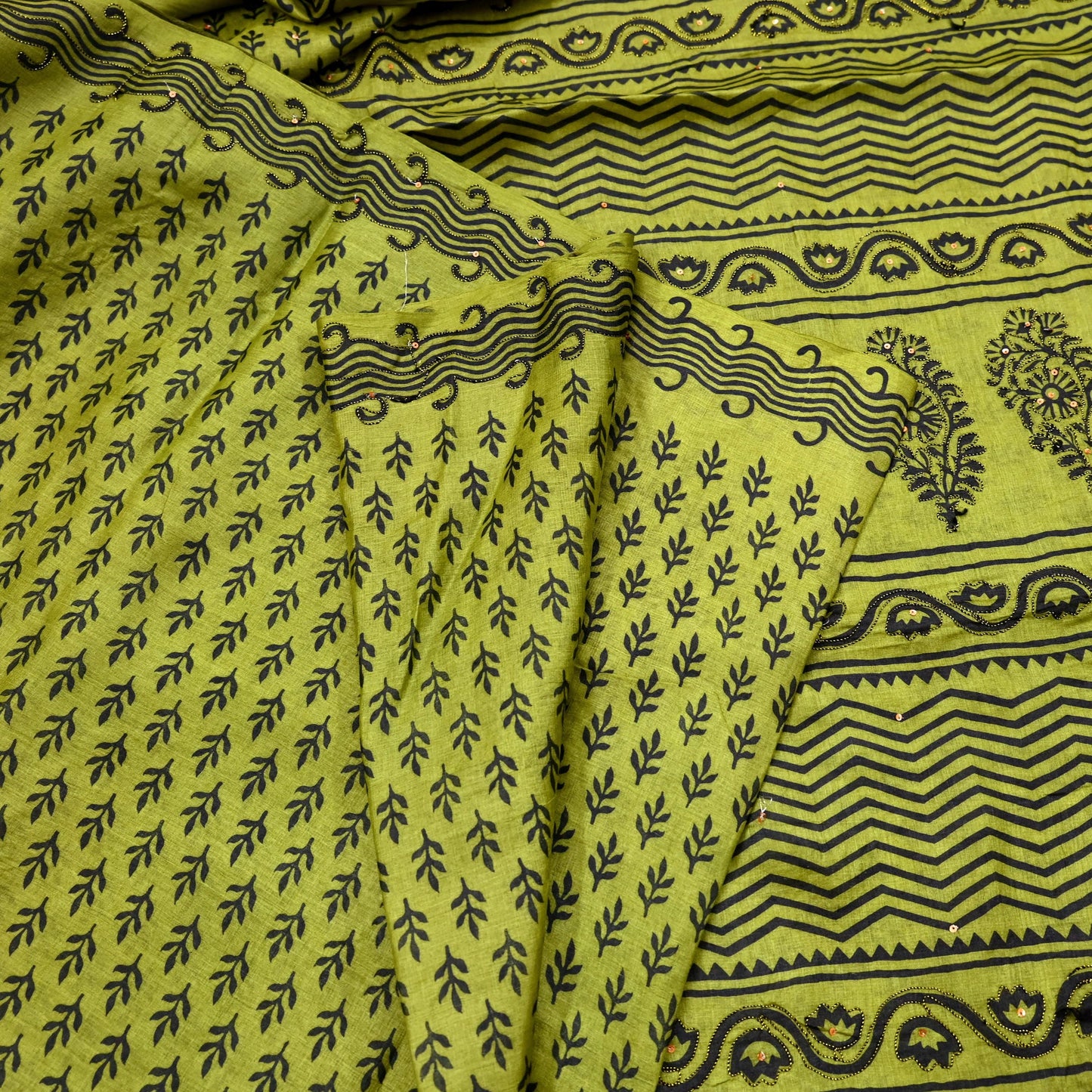 Indian Vintage Green Sari Pure Silk Hand Embroidered Sarees 5Yd Craft Fabric Sewing soft Quilting Crafting Upcycle Ethnic Bollywood sarees