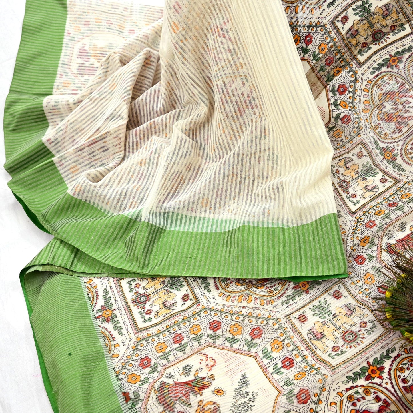 Indian Vintage Sari Ivory Hand Woven Painted Sarees Cotton Craft Fabric 5Yd Floral Soft Dress Making Fringes Crafting Quilting