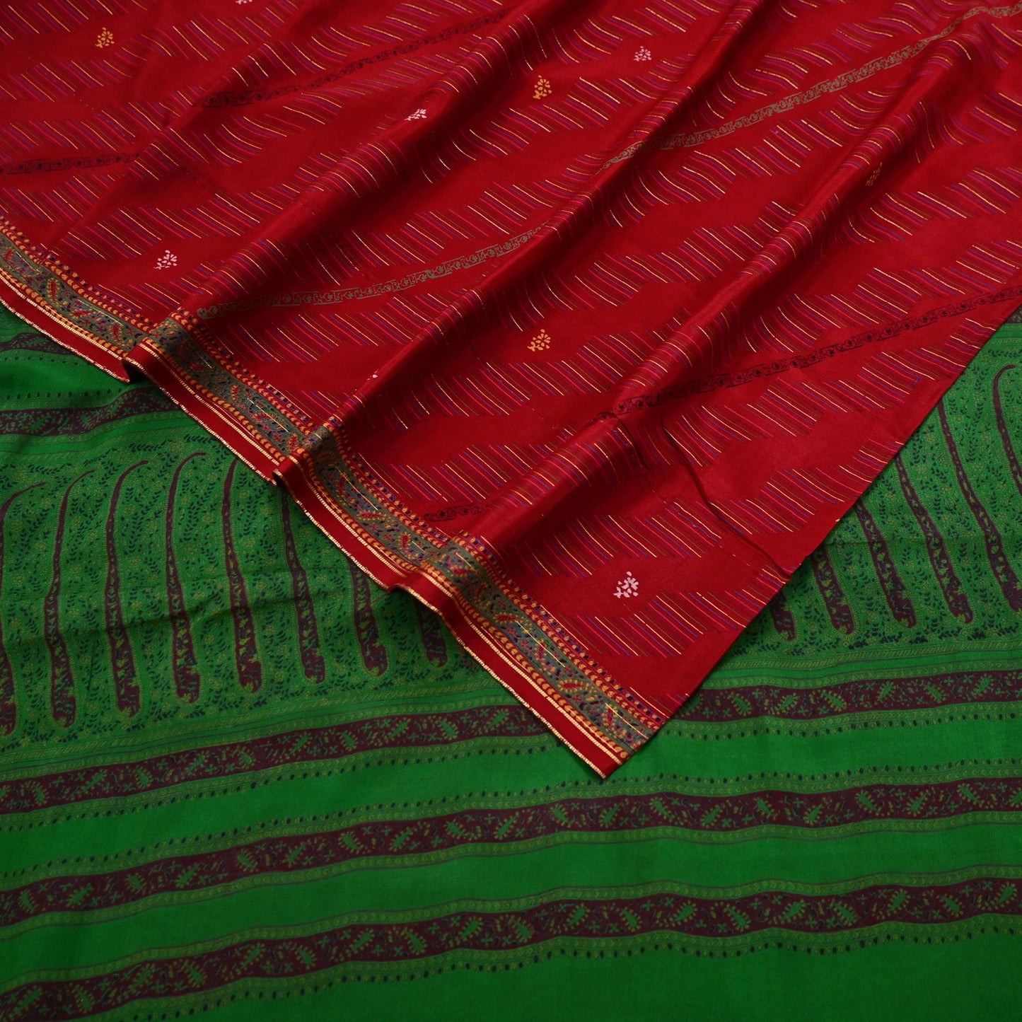 Indian Vintage Saree Pure Silk Sari Fabric: Red & Green Floral Print, 5-Yard Sewing Material Crafting Upcycle Quilting
