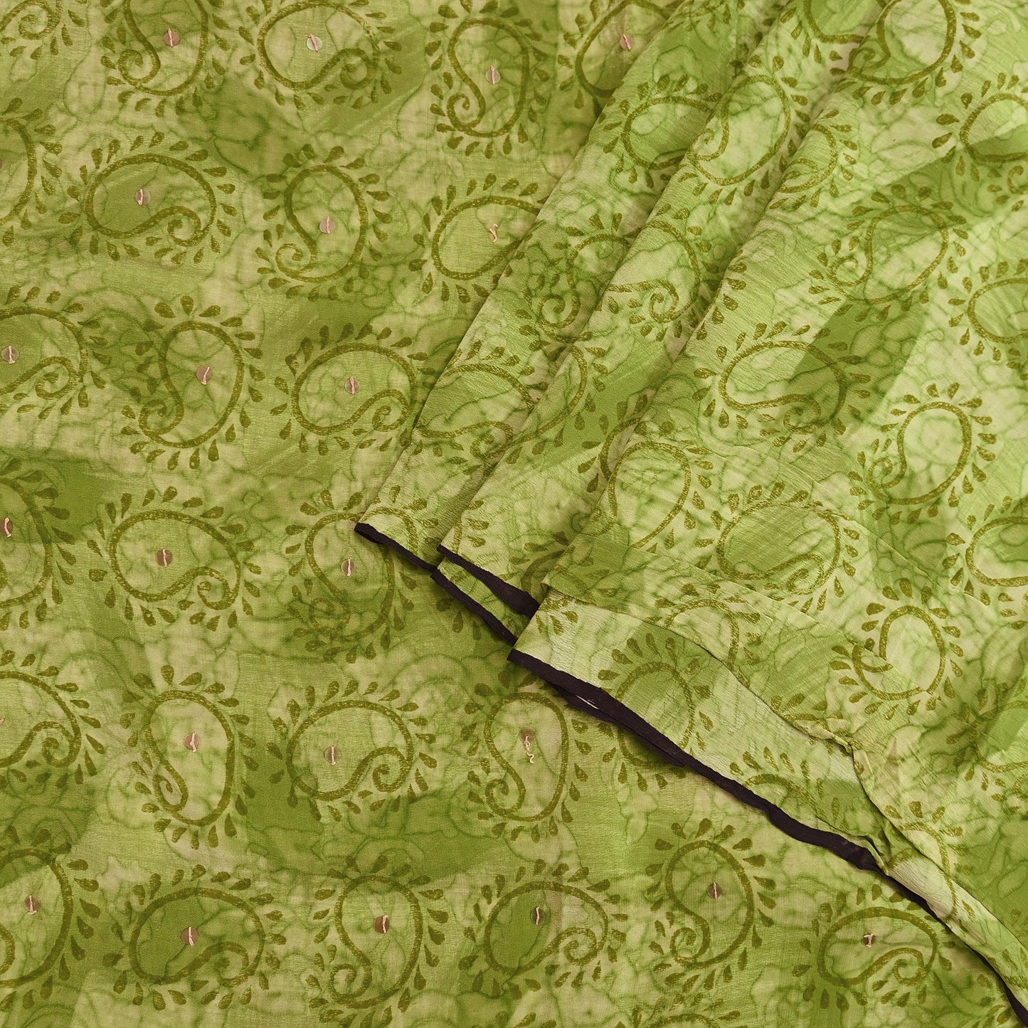 Indian Vintage Sari Green Pure Crepe Silk Hand Embroidered Saree 5yd Sewing Floral Craft Sequins Dress making Crafting Quilting