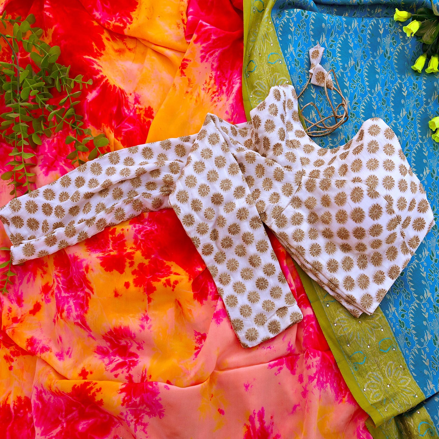 Indian New White Pure Georgette Silk Hand Woven Padded Blouse/Top/Crop Party wear Bollywood One Of a Kind Blouse