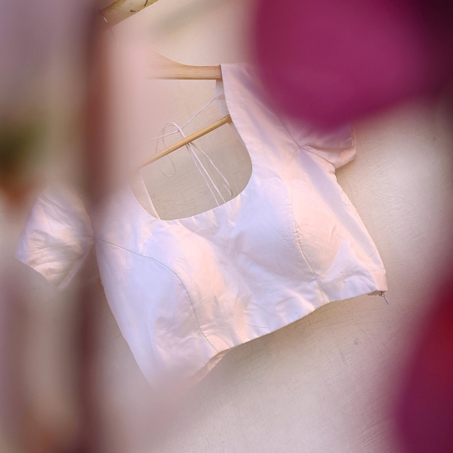 Indian New White Pure Silk Hand Woven Padded Blouse/Top/Crop Party wear Bollywood One Of a Kind Blouse