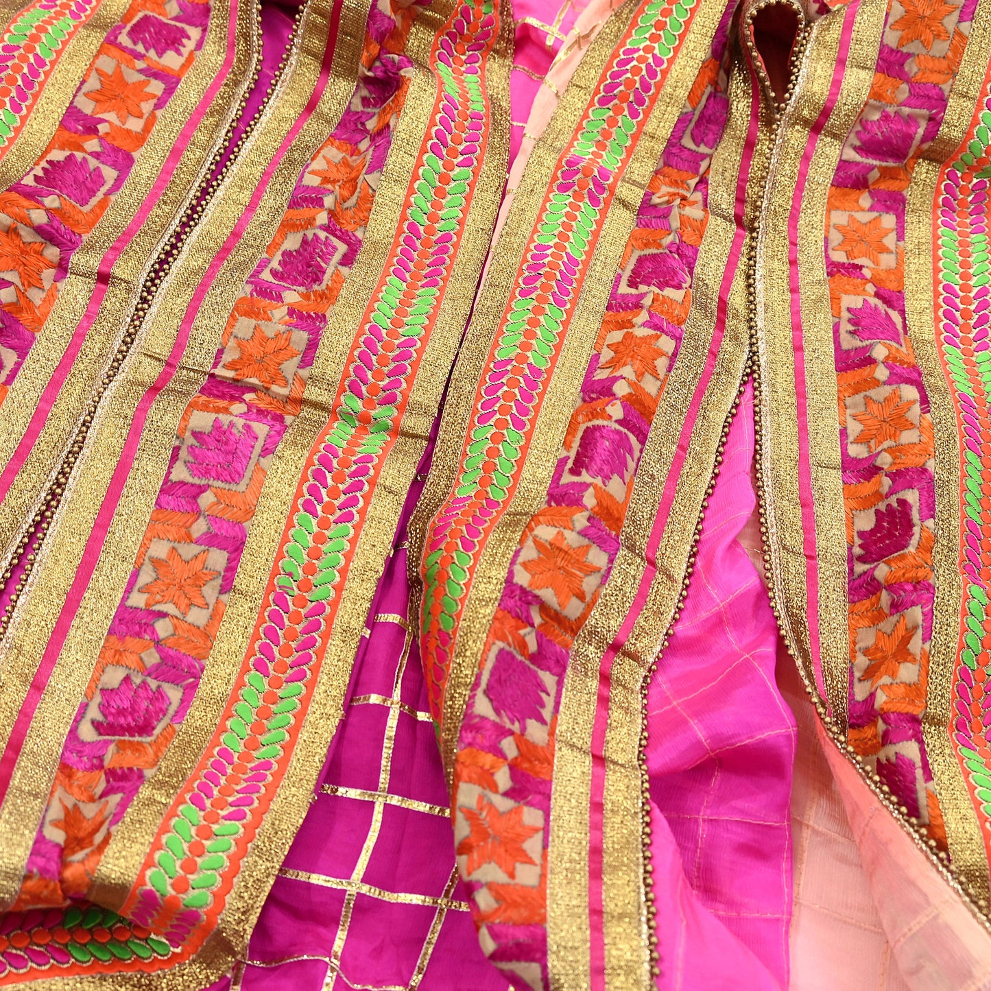 Indian Vintage Peach & Pink Dupatta Pure silk Long Stole Hand Embroidered Scarves Floral Design Stole Veil Wrap Zari gota