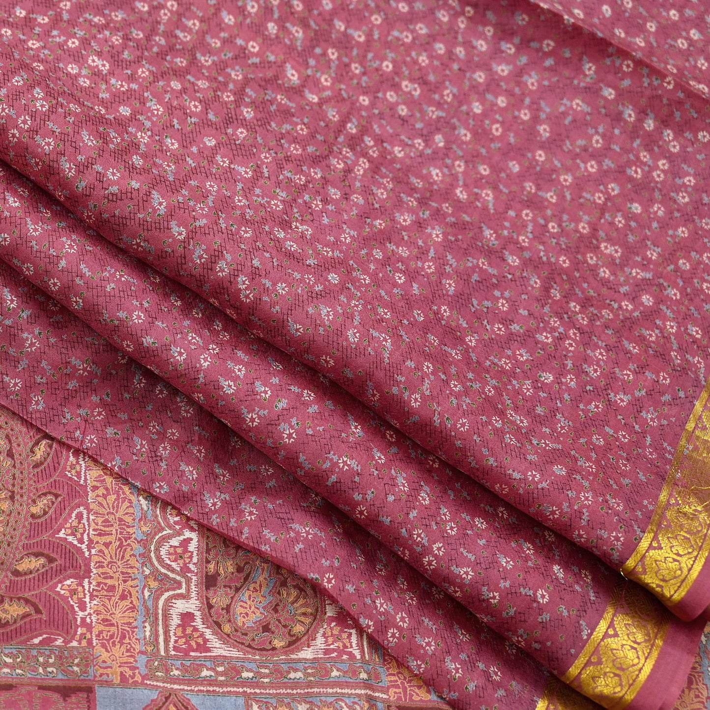Vintage Pink Pure Silk Saree Indian Printed Silk Fabric 6 Yards Boho Craft Material for Sewing, Quilting, Dressmaking, Upcycling