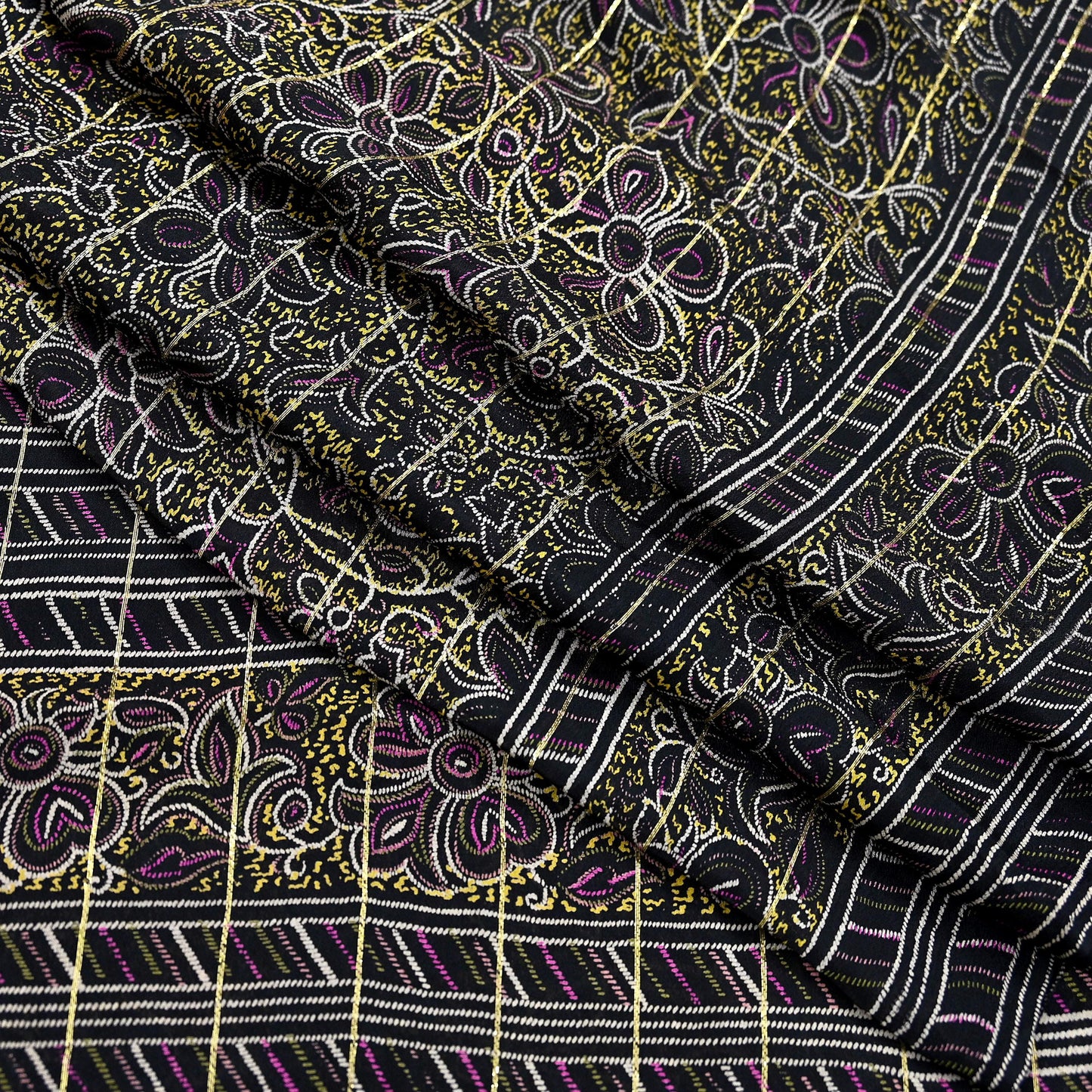 Indian Vintage Black Pure Silk Saree Fabric Floral Print Craft Silk Upcycled Sewing Material Quilting, Dressmaking, Boho Textile 5 Yards