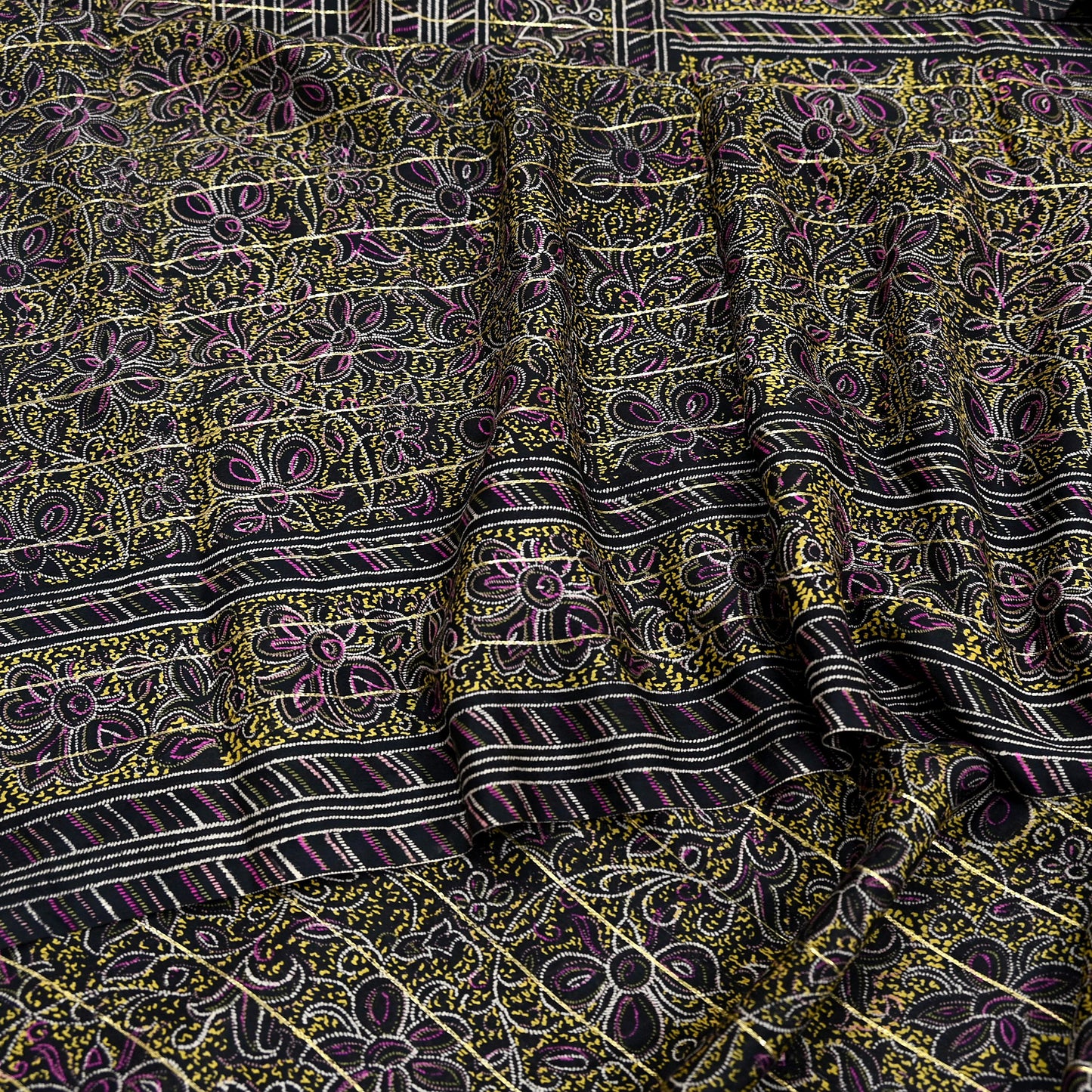Indian Vintage Black Pure Silk Saree Fabric Floral Print Craft Silk Upcycled Sewing Material Quilting, Dressmaking, Boho Textile 5 Yards