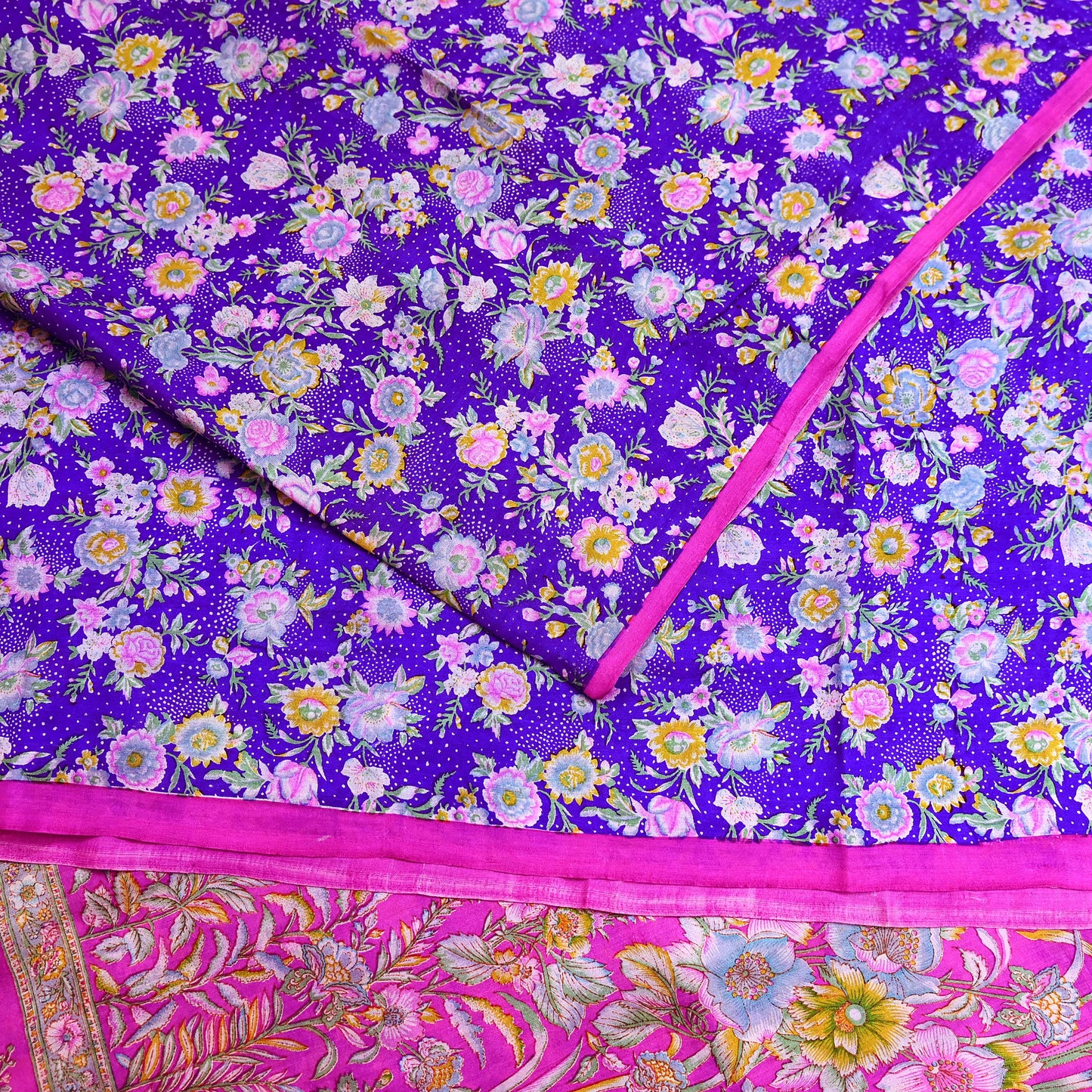 Indian Vintage Pure Silk Saree Fabric Purple & Pink Floral Print Silk 5 Yards Boho Textile for Sewing, Quilting Upcycling Crafts