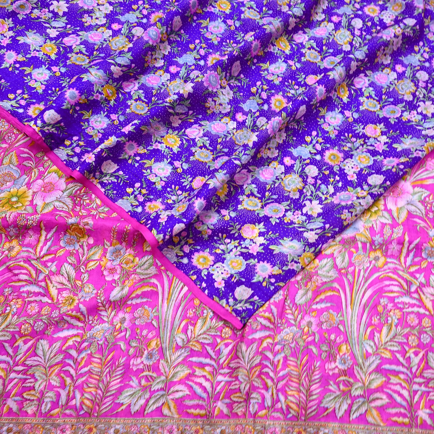 Indian Vintage Pure Silk Saree Fabric Purple & Pink Floral Print Silk 5 Yards Boho Textile for Sewing, Quilting Upcycling Crafts