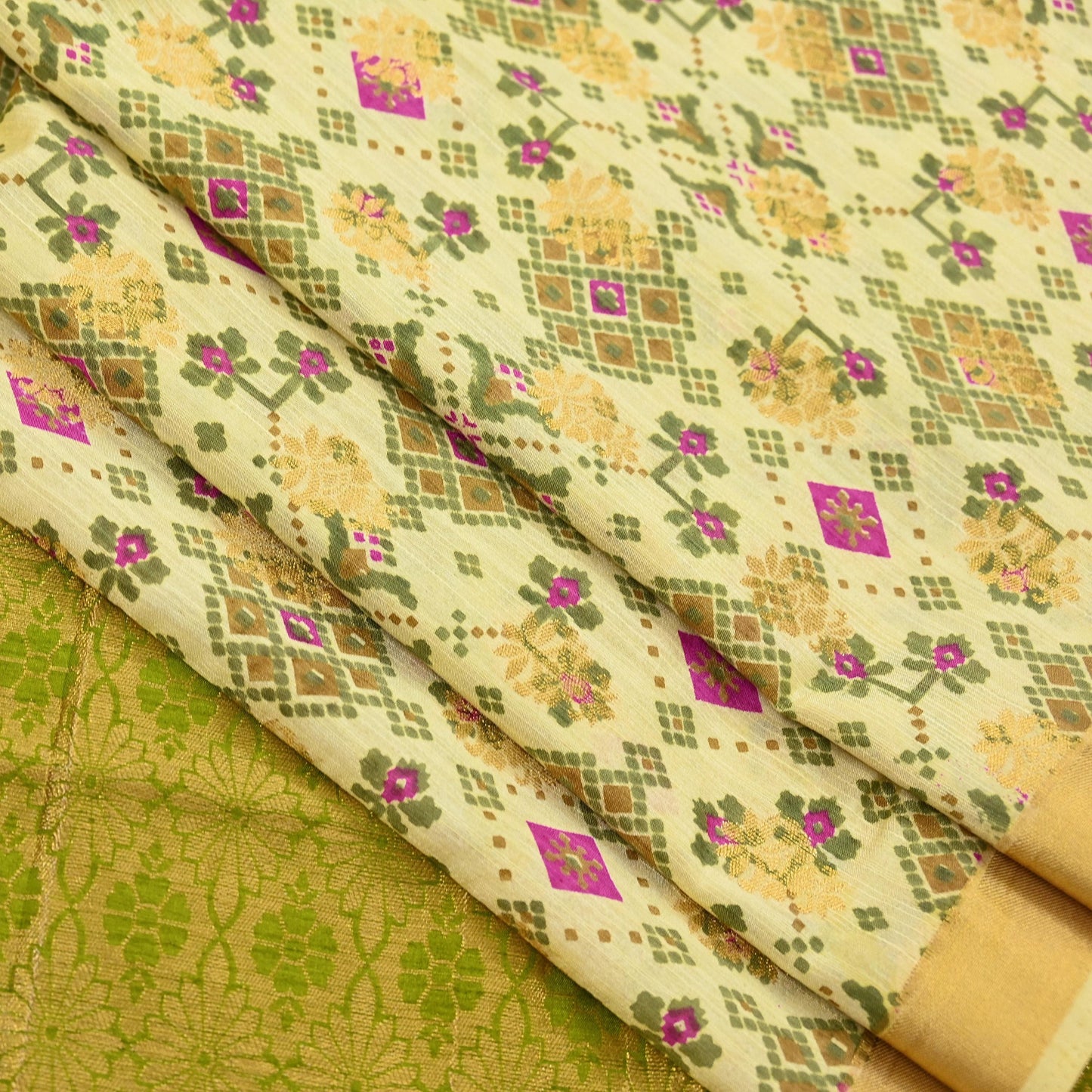 Vintage Heavy Sari Green & Ivory Hand Woven Printed Artificial Silk Sarees Zari 5Yd Floral Craft Fabric Dress making Crafting Quilting