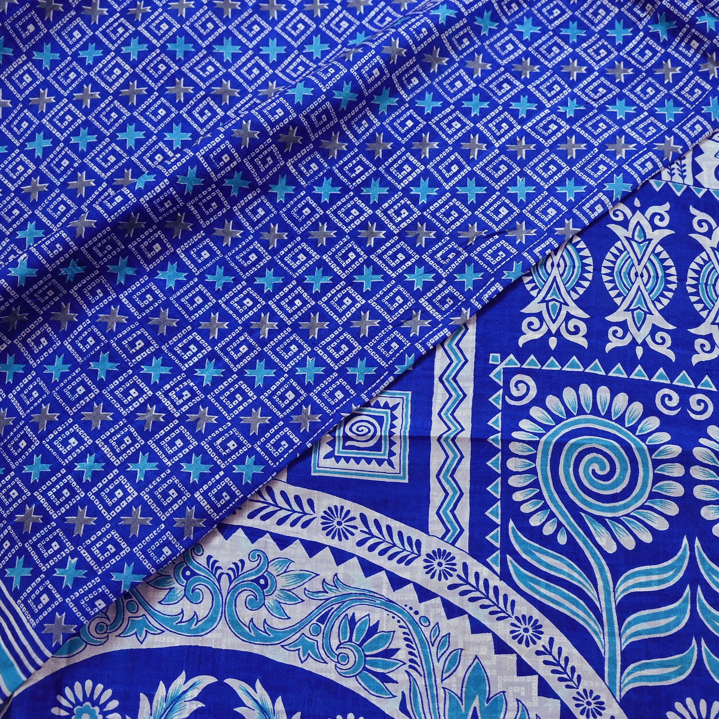 Vintage Blue Pure Silk Saree Indian Printed Floral Silk Fabric 5 Yard Soft Sewing Material for Dressmaking, Quilting & Crafts