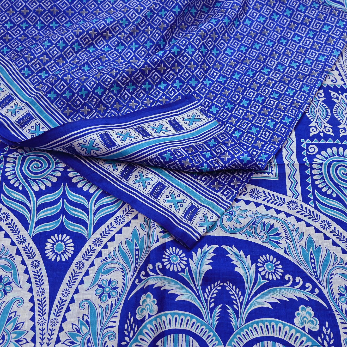 Vintage Blue Pure Silk Saree Indian Printed Floral Silk Fabric 5 Yard Soft Sewing Material for Dressmaking, Quilting & Crafts