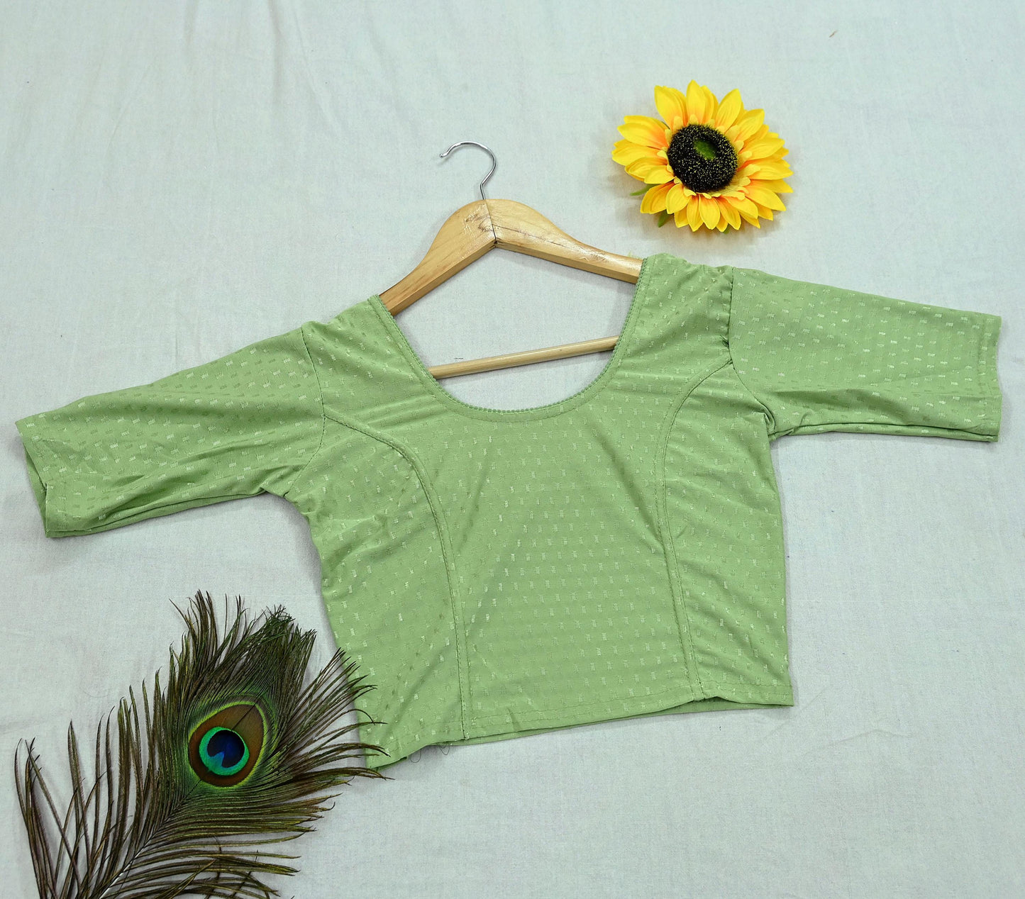 Indian New Rayon Woven Stretchable Blouse / Crop Top / Party Wear Bollywood Blouse