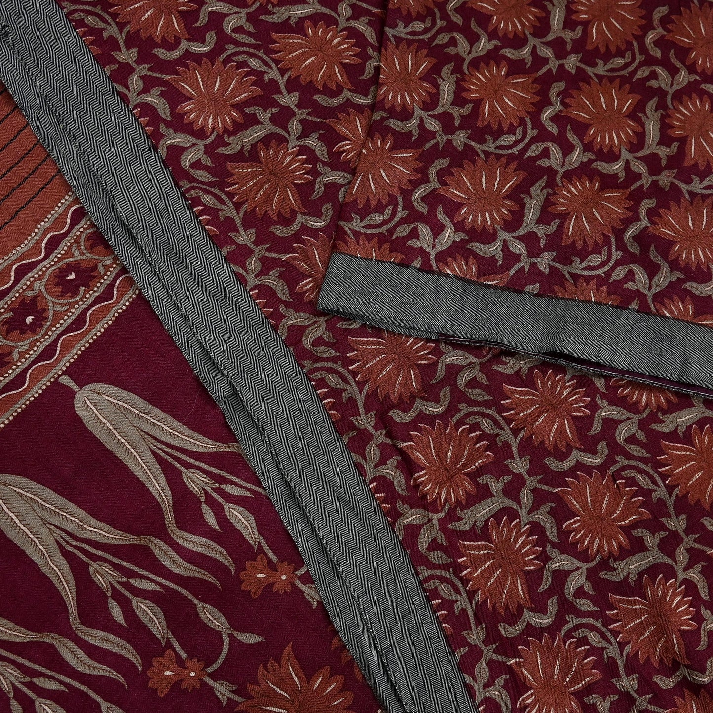 Vintage Maroon Brown Wool Saree Indian Pure Wool Floral Woven Fabric 5 Yard Soft Warm Craft Material for Winter Dressmaking & Sewing