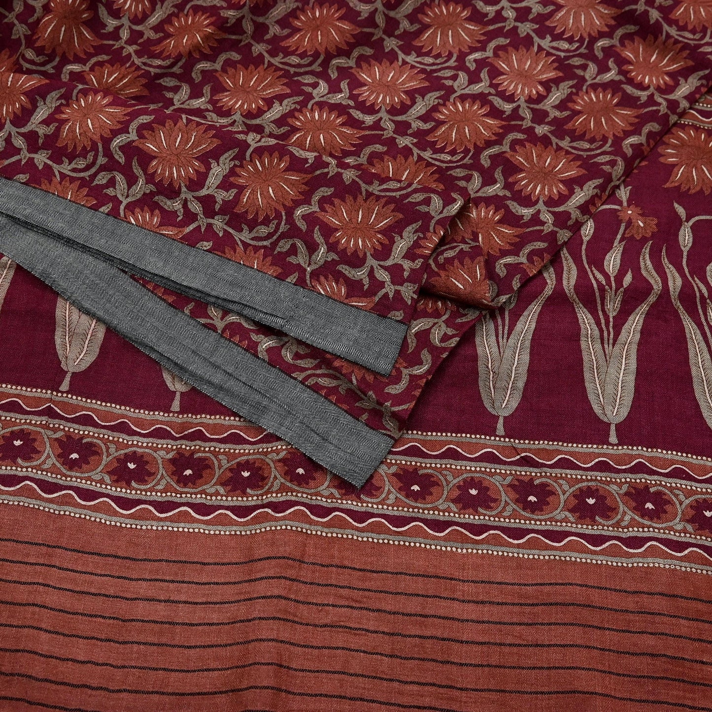 Vintage Maroon Brown Wool Saree Indian Pure Wool Floral Woven Fabric 5 Yard Soft Warm Craft Material for Winter Dressmaking & Sewing