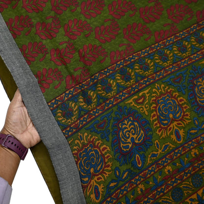 Vintage Green Wool Saree Indian Pure Wool Floral Woven Fabric 5 Yard Soft Warm Winter Textile for Dressmaking & Sewing Crafts
