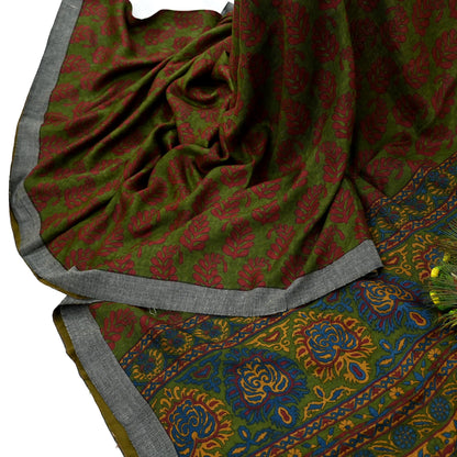 Vintage Green Wool Saree Indian Pure Wool Floral Woven Fabric 5 Yard Soft Warm Winter Textile for Dressmaking & Sewing Crafts