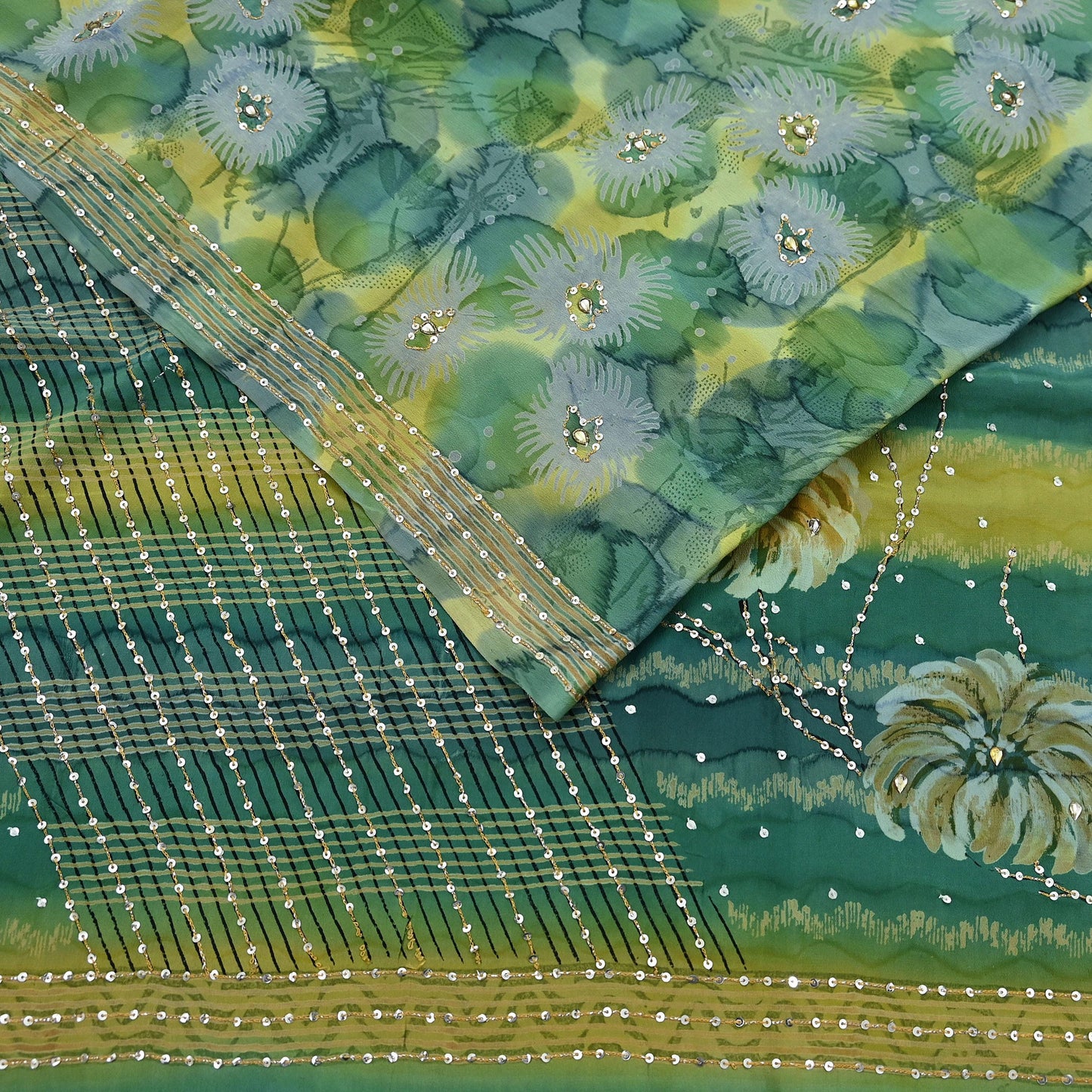 Indian Vintage Sari Green Pure Crepe Silk Hand Embroidered Saree 5yd Sewing Floral Craft Sequins Dress making Crafting Quilting