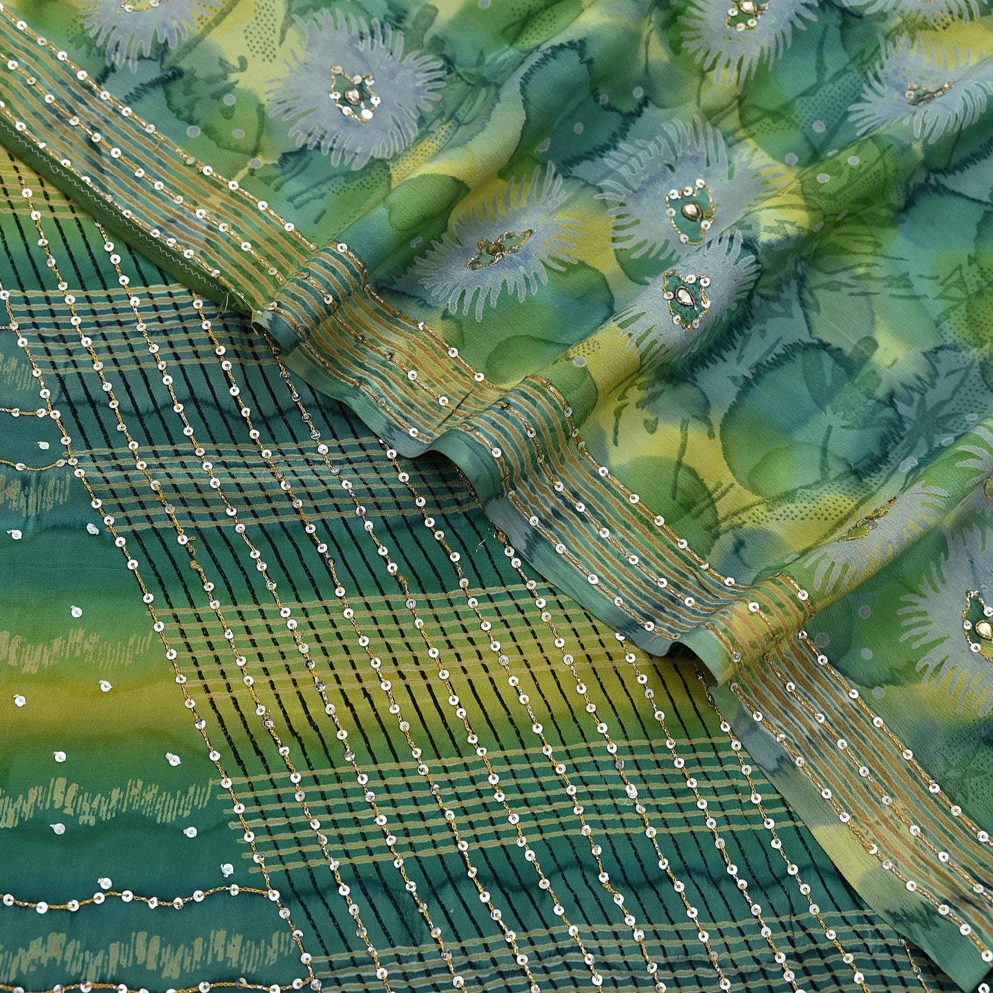 Indian Vintage Sari Green Pure Crepe Silk Hand Embroidered Saree 5yd Sewing Floral Craft Sequins Dress making Crafting Quilting