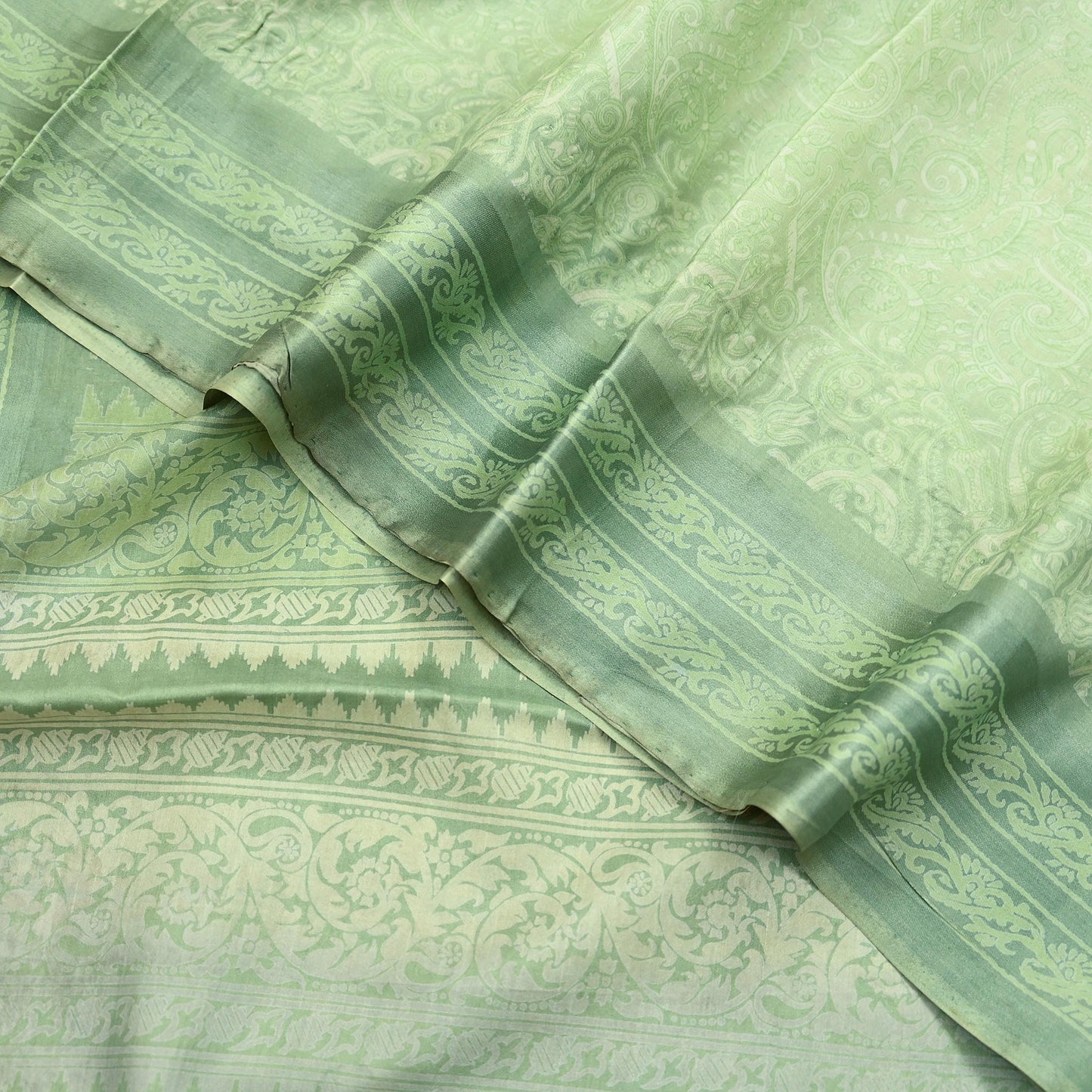 Indian Vintage Sari Green Pure Silk Printed Sarees 5yd Sewing Craft Fabric Dress Making  Soft Floral Wrap Upcycle Used Quilting Crafting