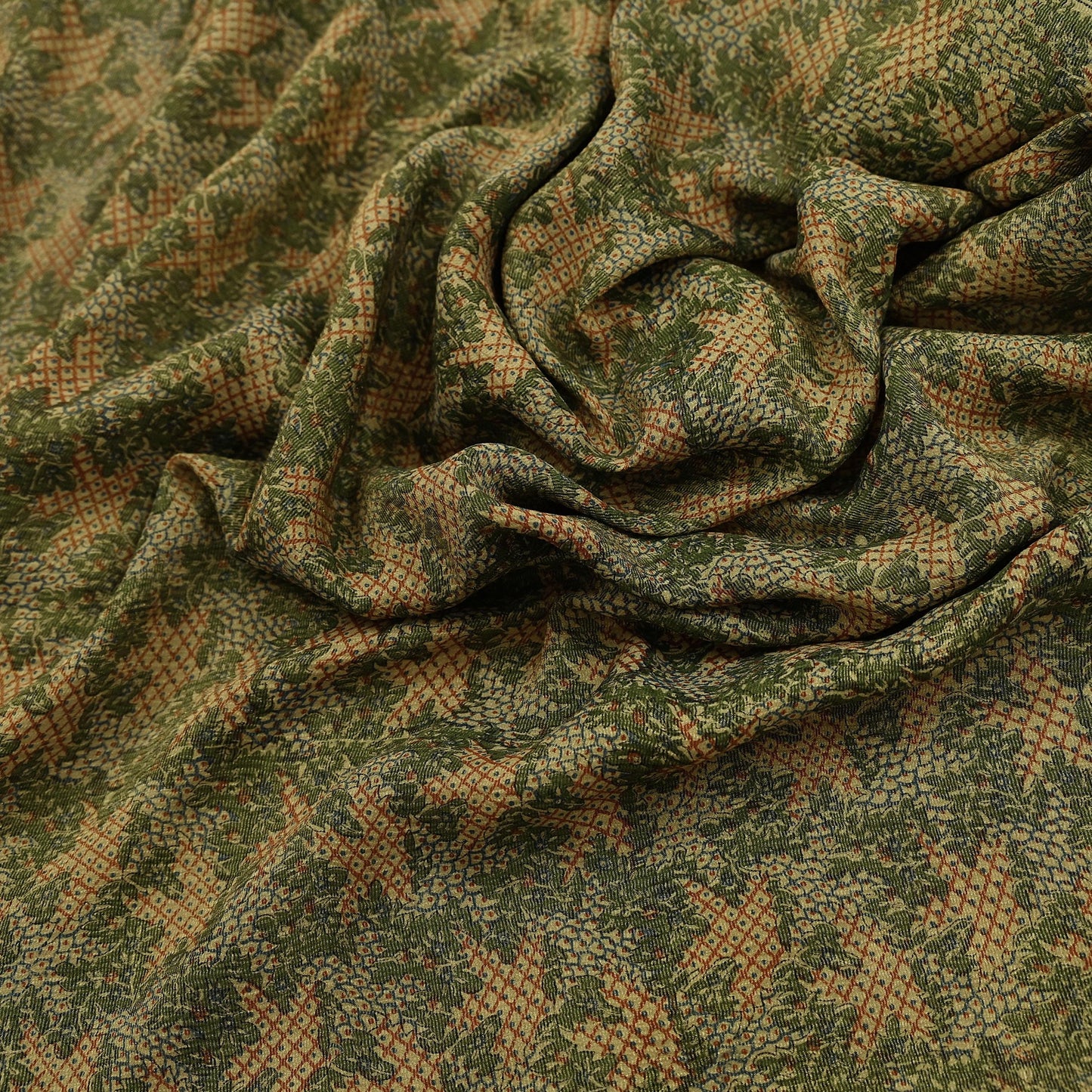 Indian Vintage Sari Green Pure Silk Printed Sarees 5yd Sewing Craft Fabric Dress Making  Soft Floral Wrap Upcycle Used Quilting Crafting