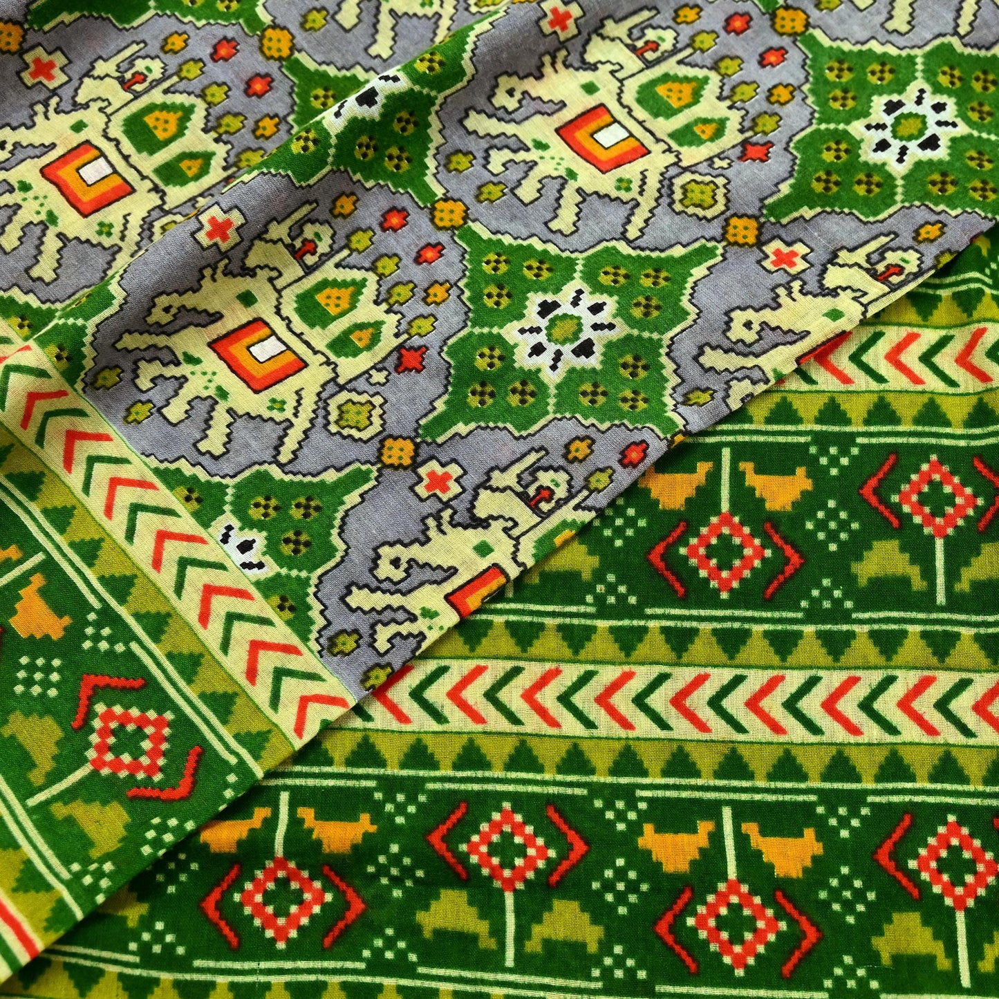 Indian Vintage Green Pure Cotton Saree Traditional Ikat Elephant Print 5 Yard Fabric Lightweight Boho Craft Material