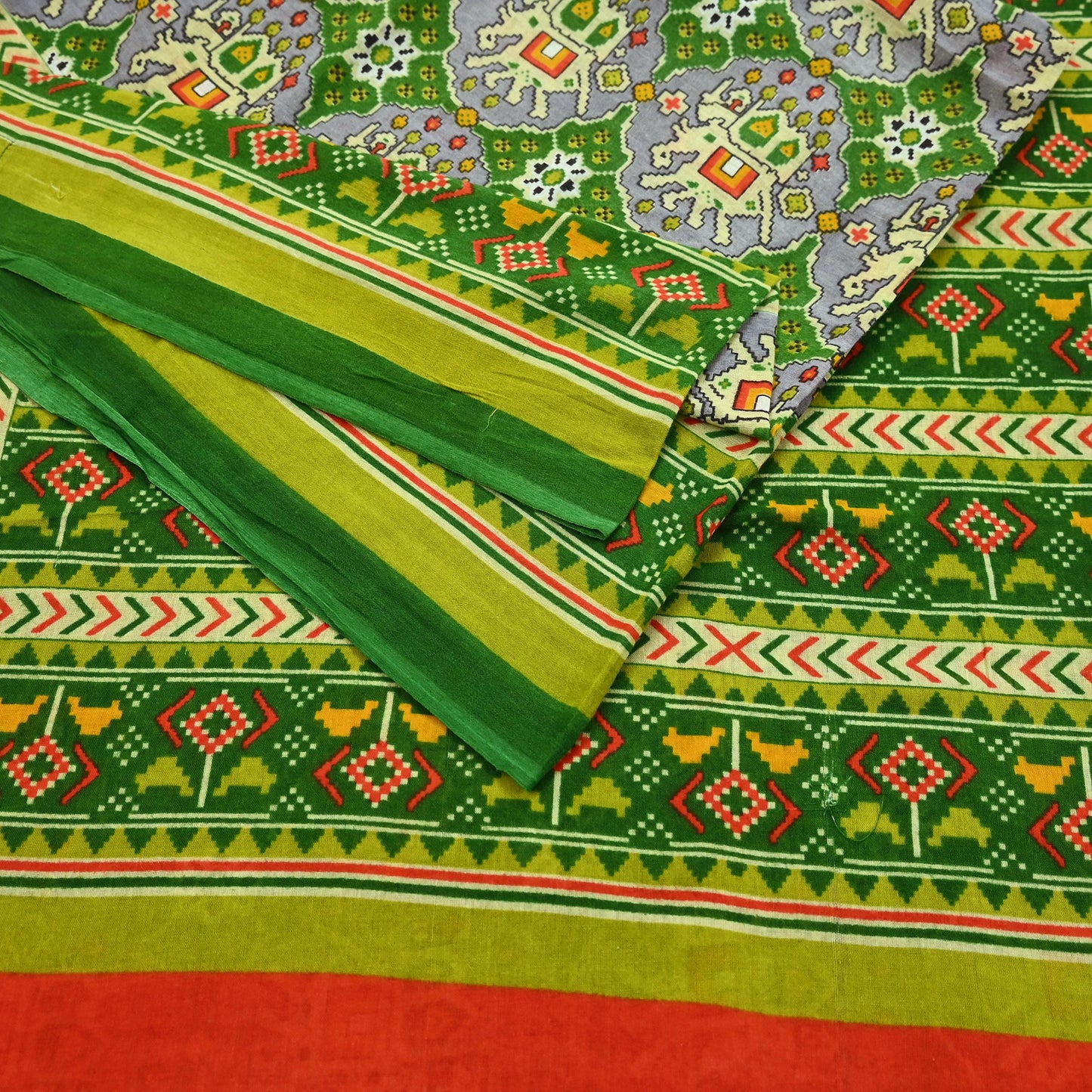 Indian Vintage Green Pure Cotton Saree Traditional Ikat Elephant Print 5 Yard Fabric Lightweight Boho Craft Material