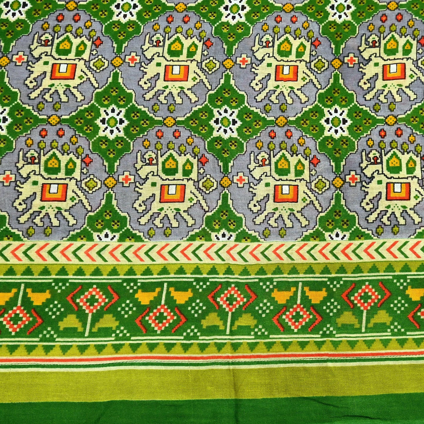 Indian Vintage Green Pure Cotton Saree Traditional Ikat Elephant Print 5 Yard Fabric Lightweight Boho Craft Material