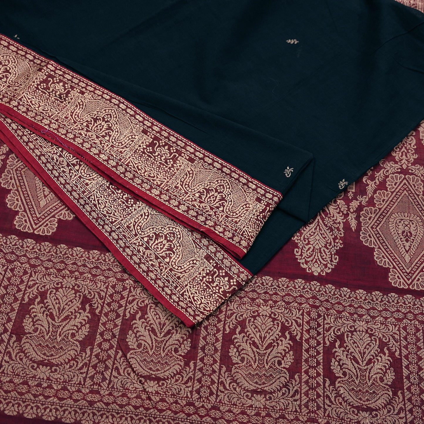 Indian Vintage Sari Maroon & Black Pure Cotton Hand Woven Sarees Craft Fabric 5yd Ethnic Crafting Upcycle Quilting Dress Making Quilting