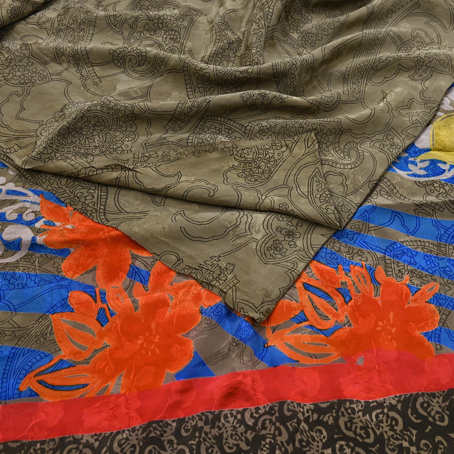 Indian Vintage Green & Multi Pure Crepe Silk Saree Floral Print 5 Yards Soft Sewing Fabric for Dressmaking, Quilting, Crafting Upcycling