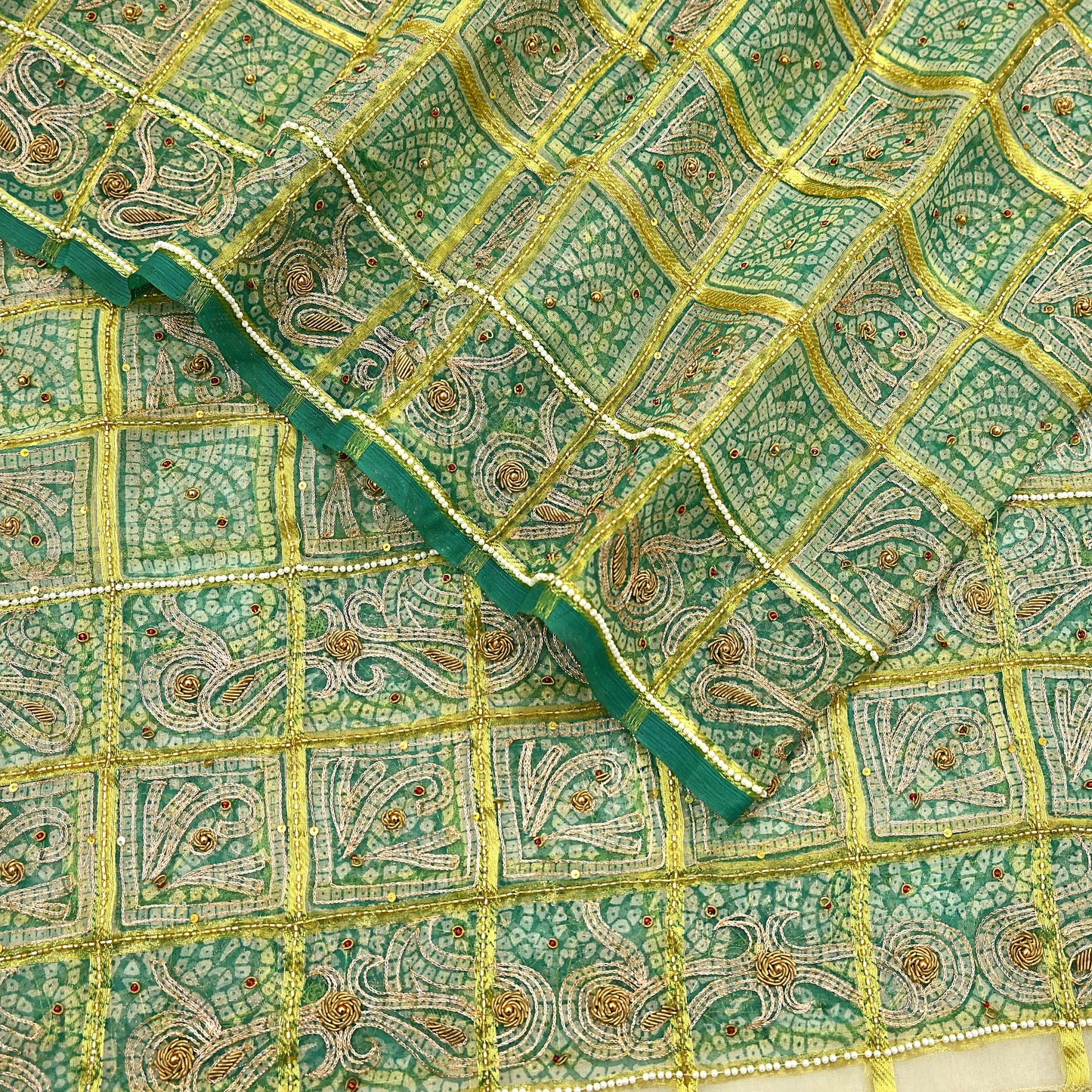 Indian Vintage Heavy Beige & Green Dupatta Organza Long Stole Hand Embroidered Bandhani Scarves Zari Zardozi/Dabka Floral