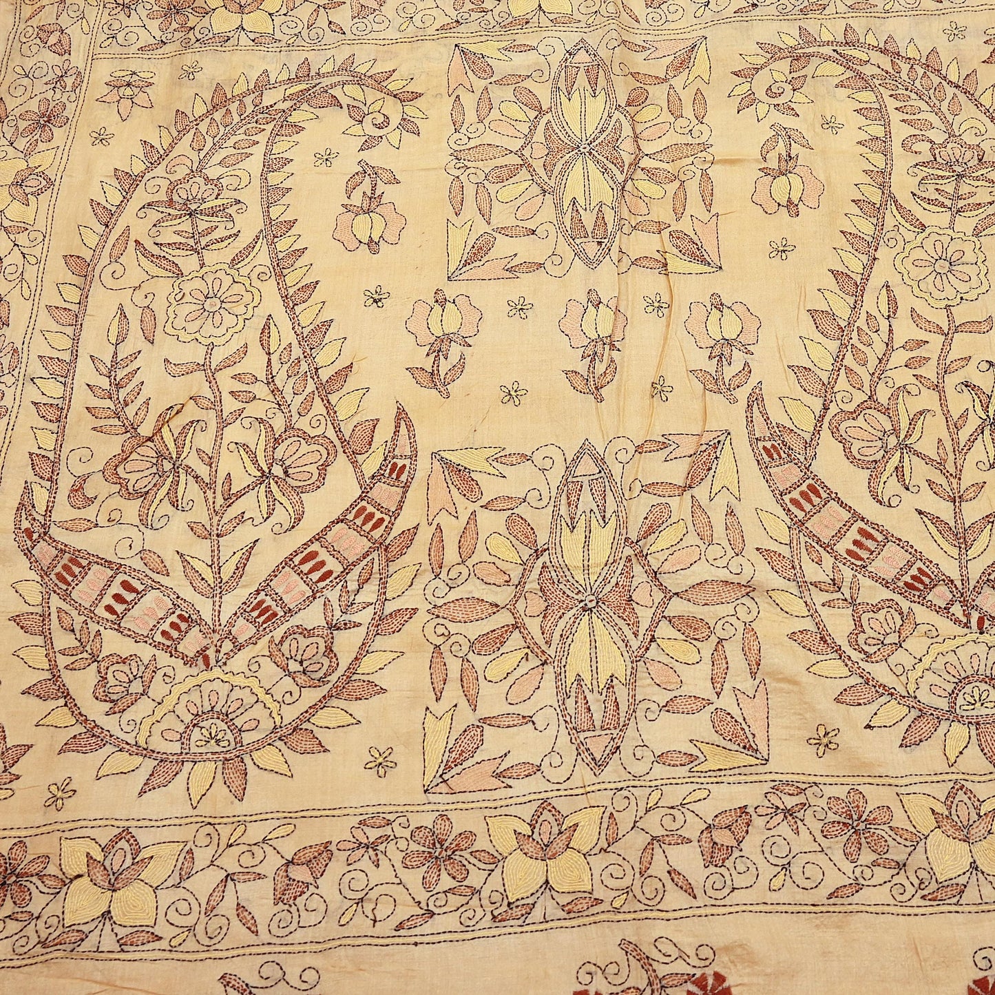 Indian Vintage Beige & Green Saree 100% Pure Silk Hand Embroidered Kantha Sari Fabric 5Yd Sewing Floral Sequin