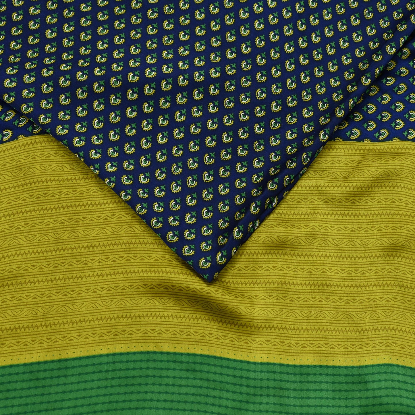 Indian Vintage Green & Blue Saree Moss Crepe Printed Sari 6yd Sewing Paisley Soft Craft Fabric Dressmaking Quilting Crafting Upcycle