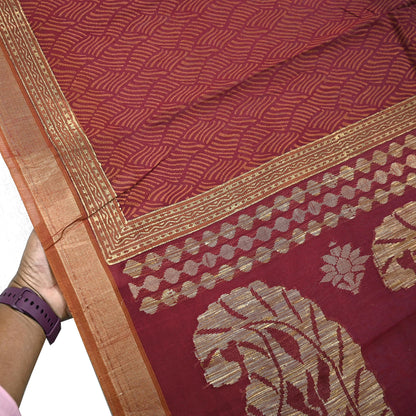 Indian Vintage Sari Maroon Pure Cotton Hand Woven 5Yd Sarees Soft Floral Ethnic Craft Fabric Sewing Dress making Crafting Quilting