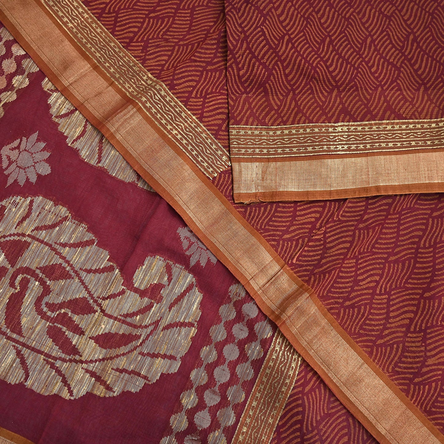 Indian Vintage Sari Maroon Pure Cotton Hand Woven 5Yd Sarees Soft Floral Ethnic Craft Fabric Sewing Dress making Crafting Quilting