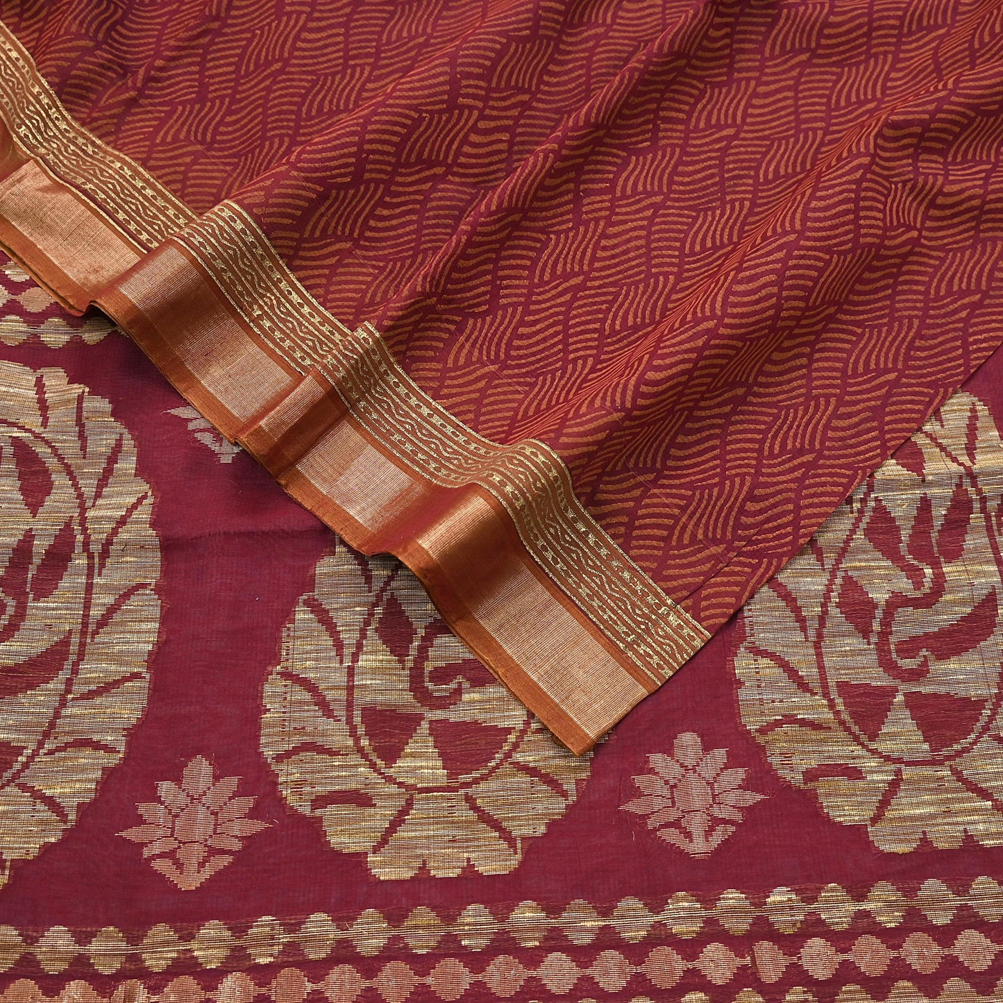 Indian Vintage Sari Maroon Pure Cotton Hand Woven 5Yd Sarees Soft Floral Ethnic Craft Fabric Sewing Dress making Crafting Quilting