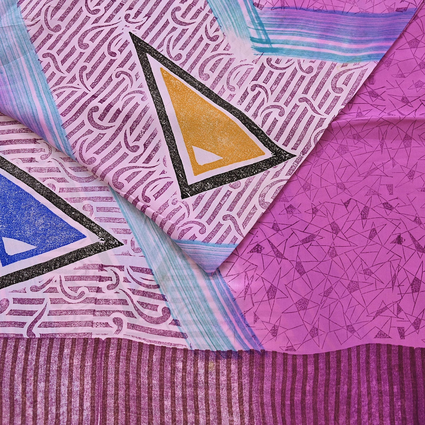 Indian Vintage Pink Pure Crepe Silk Saree Floral Print 5 Yards Soft Sewing Fabric for Dressmaking, Quilting, Crafting Upcycling