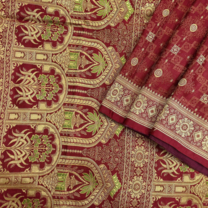 Vintage Maroon Banarasi Silk Saree Pure Satin Silk Handwoven Tanchoi Fabric with Floral Weave 5 Yard Dressmaking Craft Material