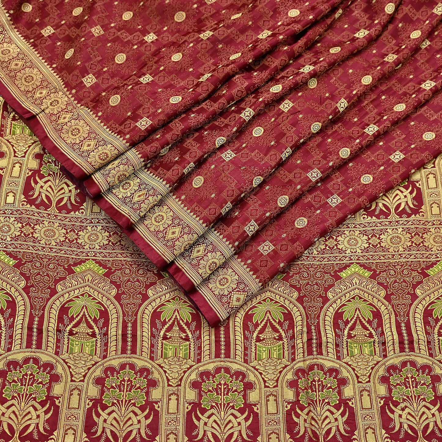 Vintage Maroon Banarasi Silk Saree Pure Satin Silk Handwoven Tanchoi Fabric with Floral Weave 5 Yard Dressmaking Craft Material