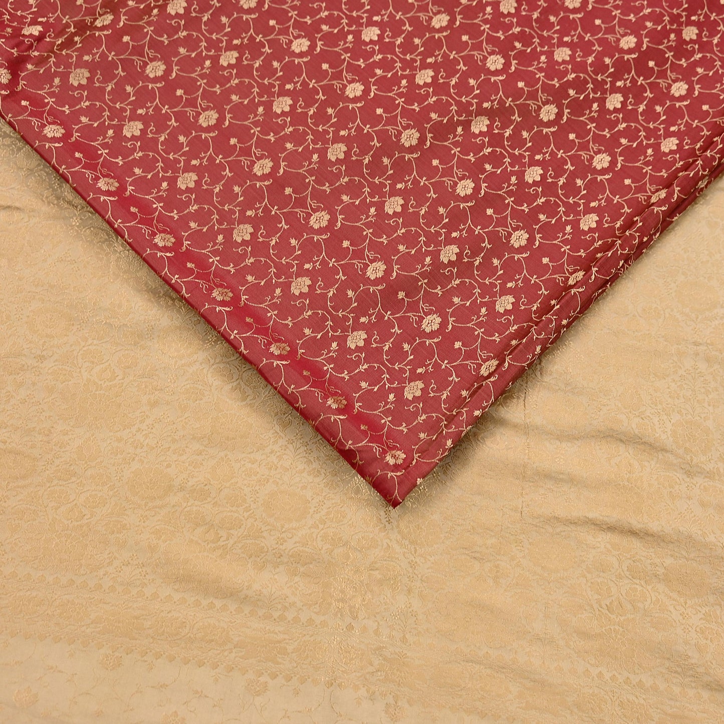Vintage Red & Beige Banarasi Silk Saree Pure Satin Silk Handwoven Tanchoi Fabric with Paisley Weave 5 Yard Dressmaking Craft Material