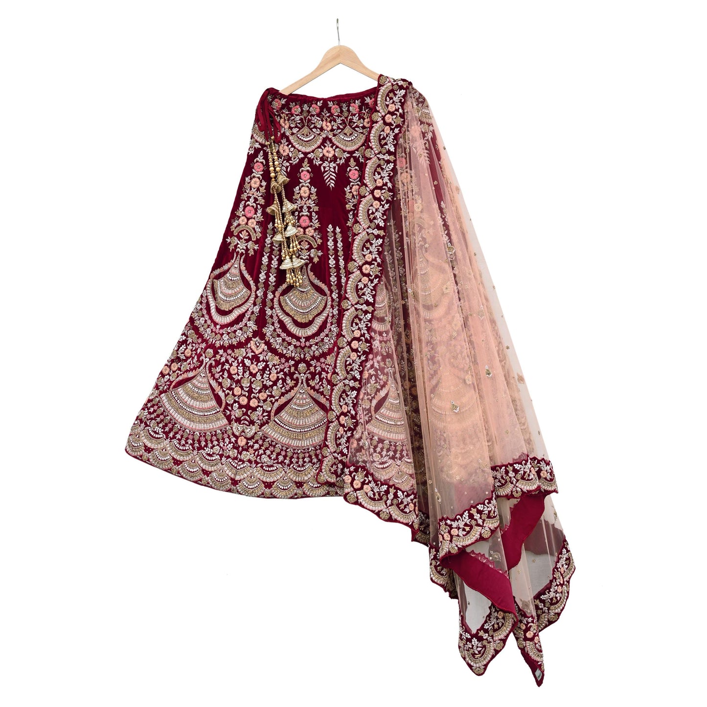 Pre-Owned Designer Anamika Khanna Hand Embroidered Lehenga & Dupatta Set  Maroon Velvet Skirt with Peach Net Dupatta