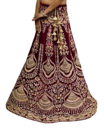 Pre-Owned Designer Anamika Khanna Hand Embroidered Lehenga & Dupatta Set  Maroon Velvet Skirt with Peach Net Dupatta