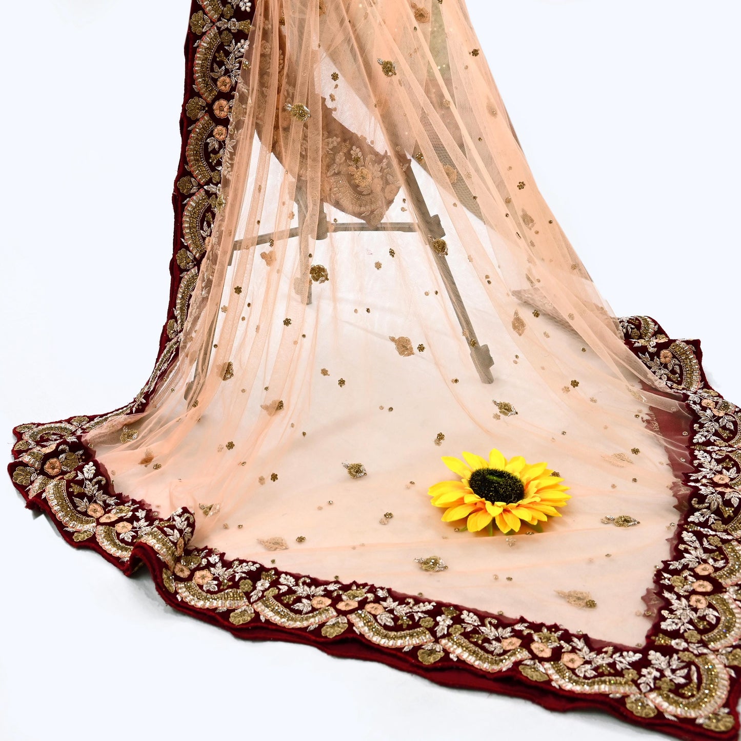 Indian Pre-owned Heavy Wedding Peach Net/Mesh/ Velvet Hand Embroidered Dupatta Designer By Anamika Khanna Bridal Wear