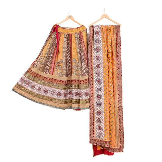 Indian Pre-owned Heavy Wedding Hand Embroidered Lehenga/Dupatta Designer By Anamika Khanna Zardozi Bridal Wear Floral Design